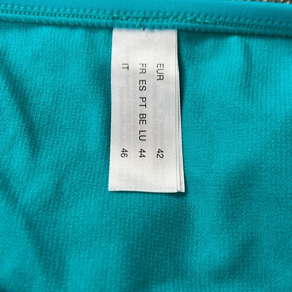 Bikini Bottom - Picture 6 of 8